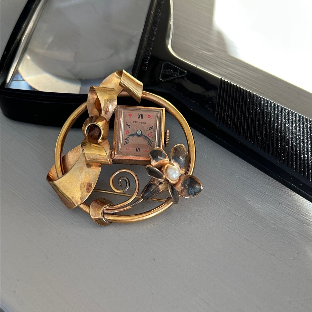 Antique Crysler Elegant 12 ct Gold filled watch Brooch with Pearl Floral Design